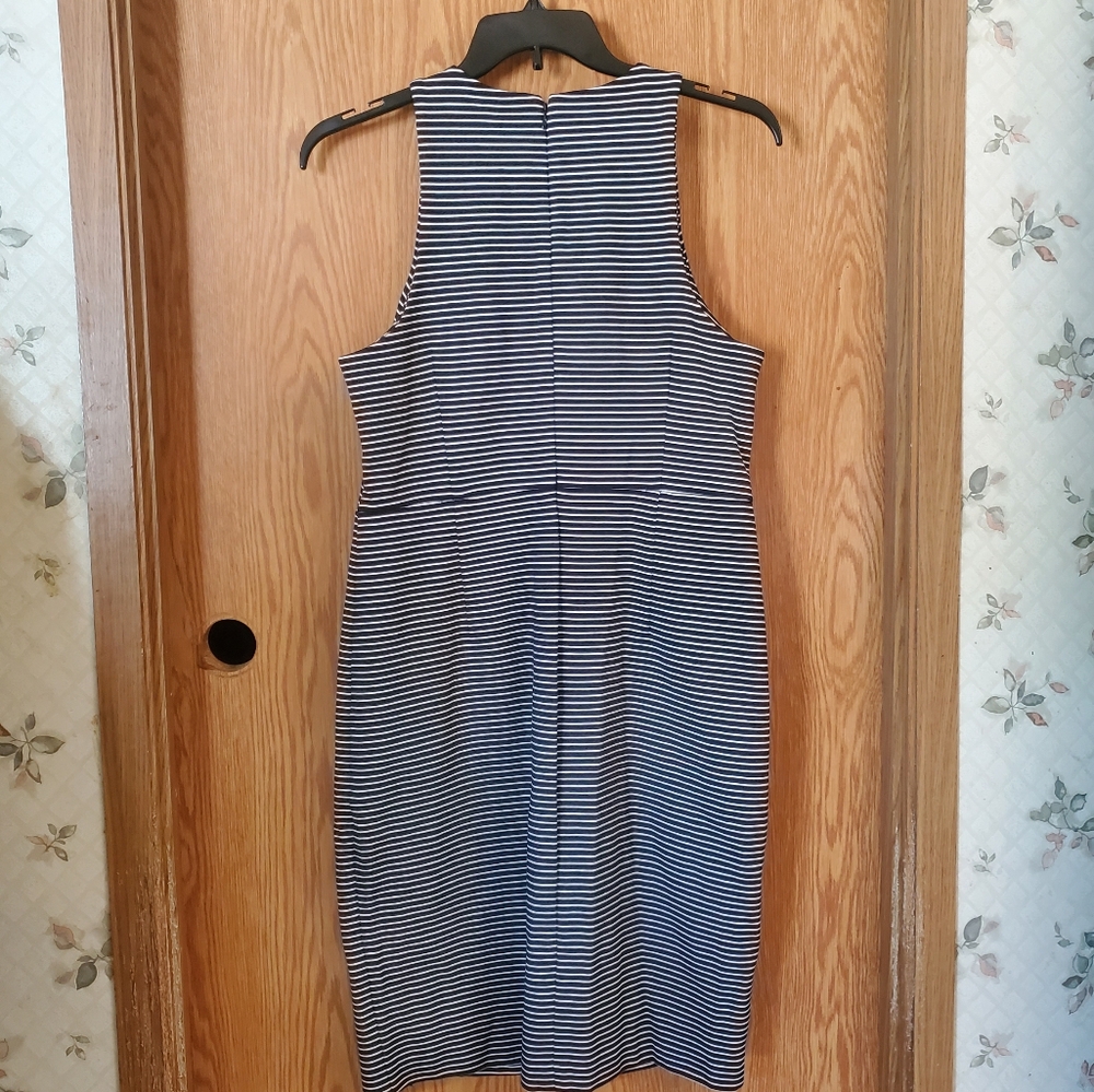 Banana Republic sleeveless halter sheath dress blue/white stripe size 14 - Picture 7 of 11